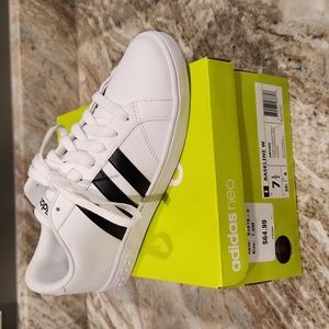 Adidas Baseline sneaker, white/black stripe, 7.5